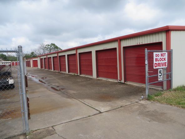2401 W Grand Ave, Chickasha, OK 73018